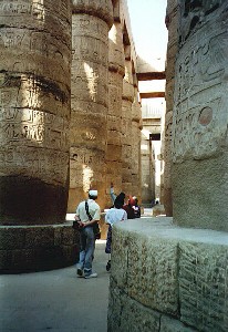 La grande sala ipostila del tempio di Amon, seleziona per ingrandire