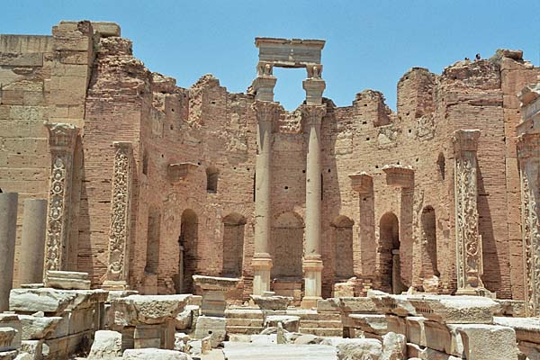 LeptisMagna_BasilicadeiSeveri1.jpg - La Basilica dei Severi, abside nord-occidentale