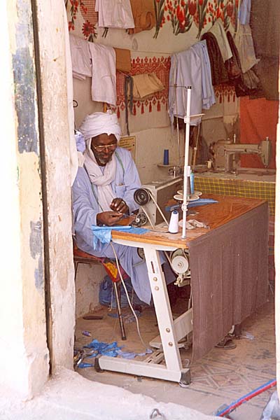 Tripoli_Medina7.jpg - La Medina - Laboratorio di sartoria