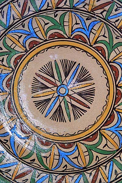 Marocco237.jpg - Decorazioni tipiche delle ceramiche, Fès el-Bali