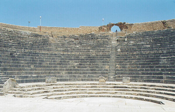 Tunisia017.JPG - Dougga - Anfiteatro