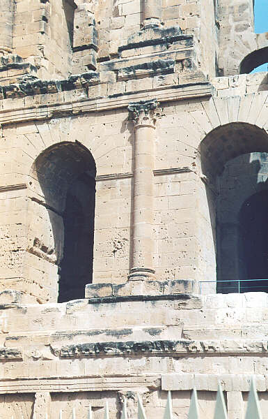 Tunisia070.JPG - El jem - Anfiteatro romano