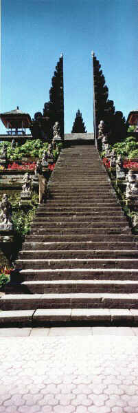 bali010.jpg - Tempio Madre a Besakit