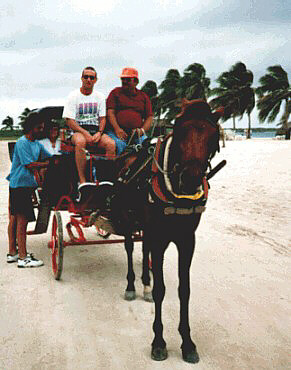 cuba002.jpg - Il mezzo più veloce per Playa Los Cocos a Playa Santa Lucia