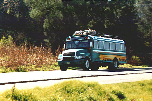 Guatemala040.JPG - Sulla Panamericana verso il Lago Atitlan