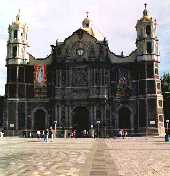 Mexico027a.JPG - Il vecchio santuario de Nuestra Señora de Guadalupe