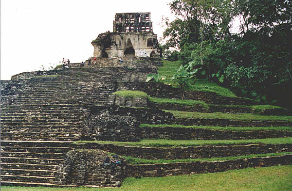 Mexico092.JPG - Il Tempio della Croce Fronzuta