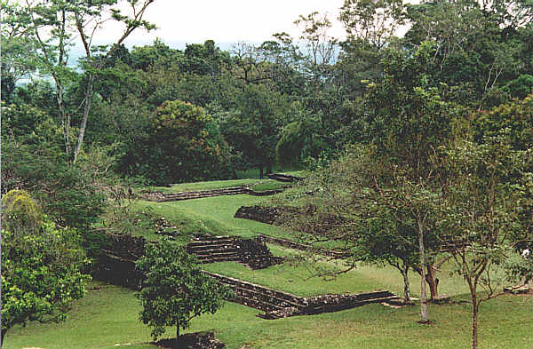 Mexico095.JPG - Il campo del gioco della palla