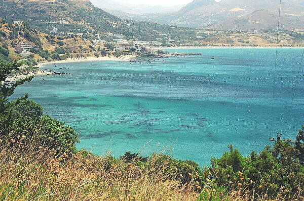 Il paese di Plakias e la sua spiaggia, seleziona per ingrandire